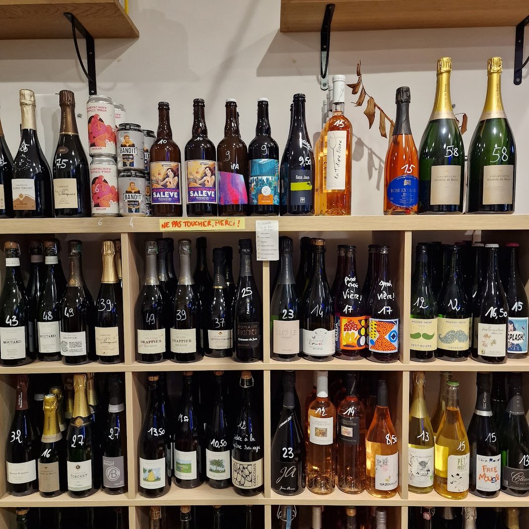 Elle a du Vin Cachan 3