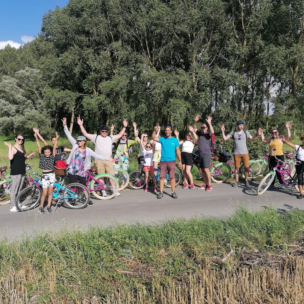 Original Vélo Tour - Balades guidées et gourmandes à vélo dans le Marais poitevin et ses alentours 2