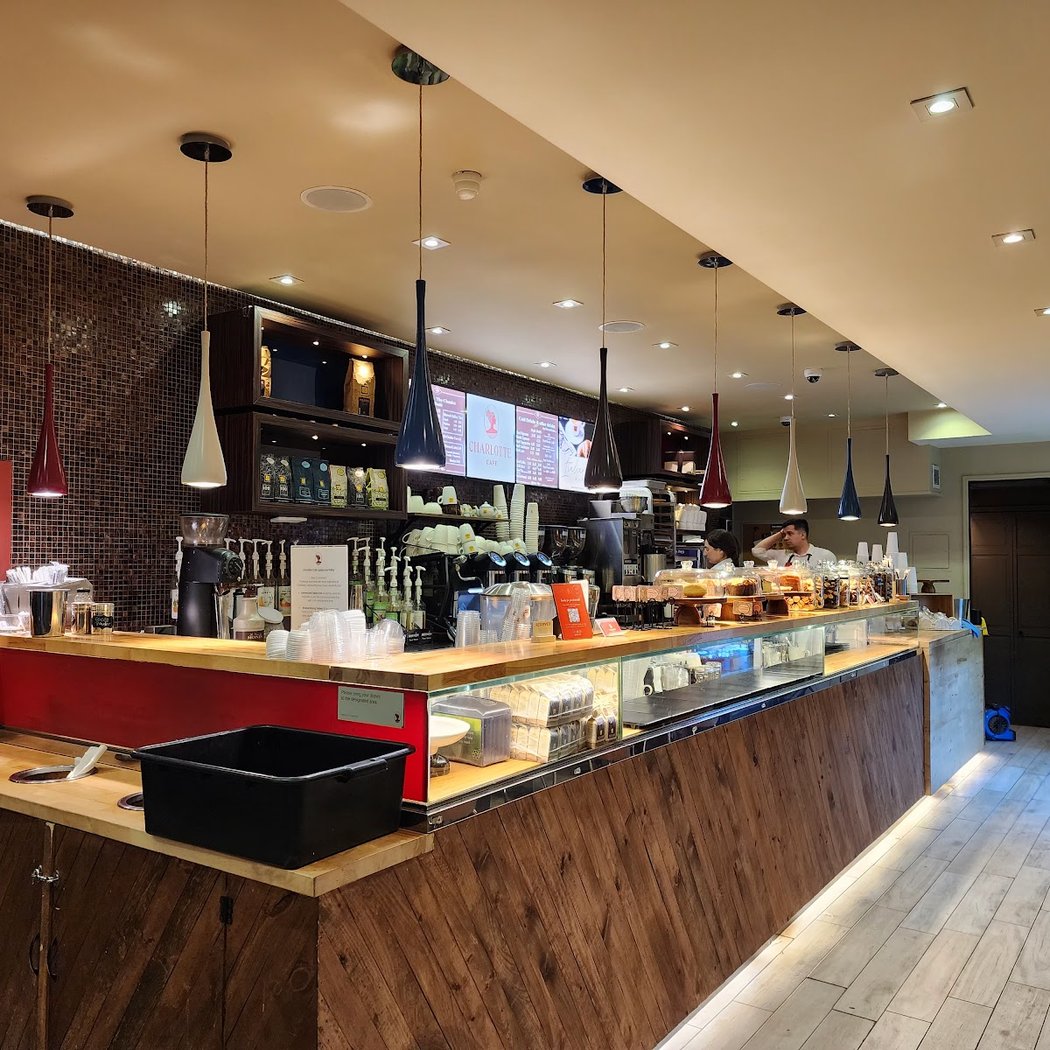 Charlotte Cafe 3