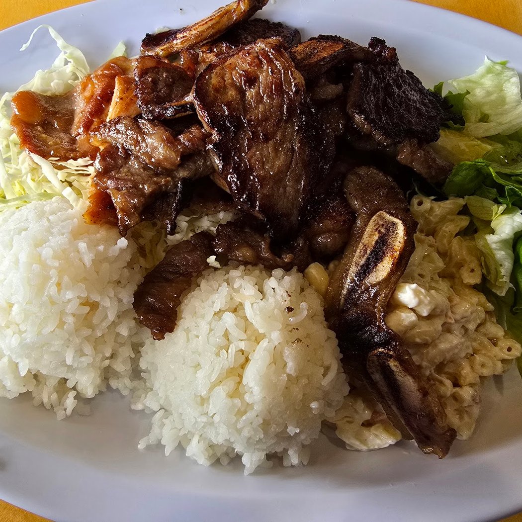 Hawaiian Drive Inn 1