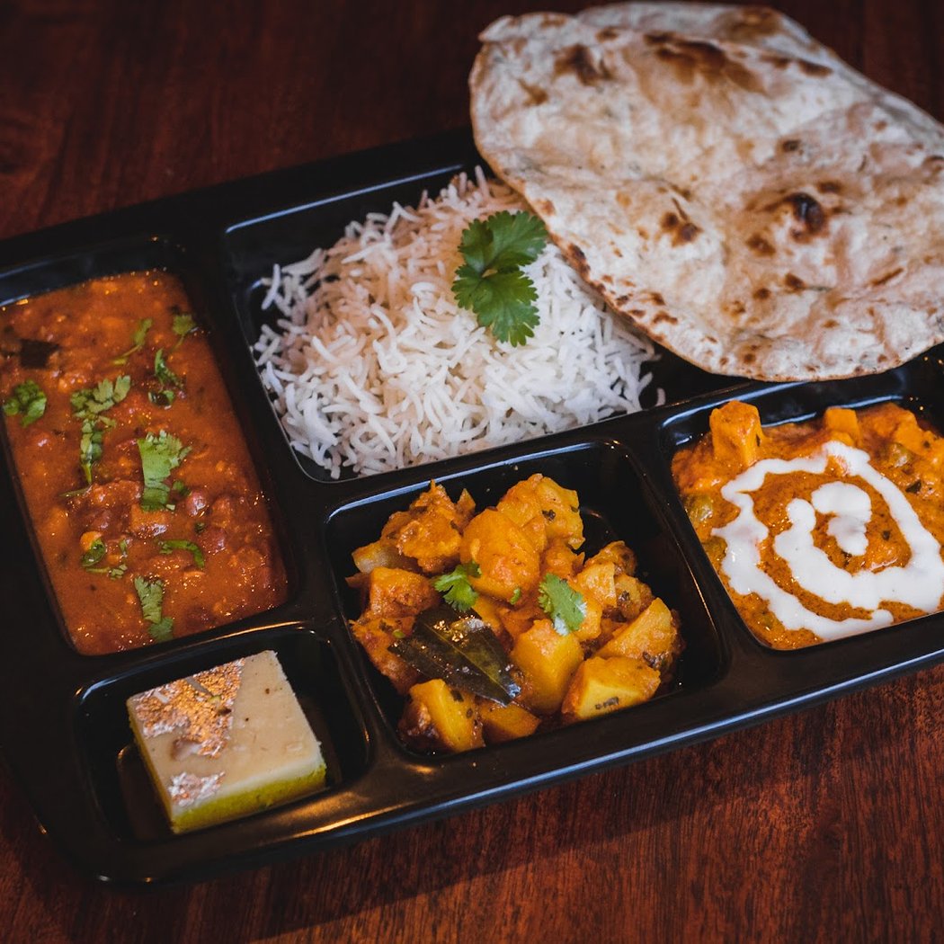 Padharo Sa By Jain's Little India 3