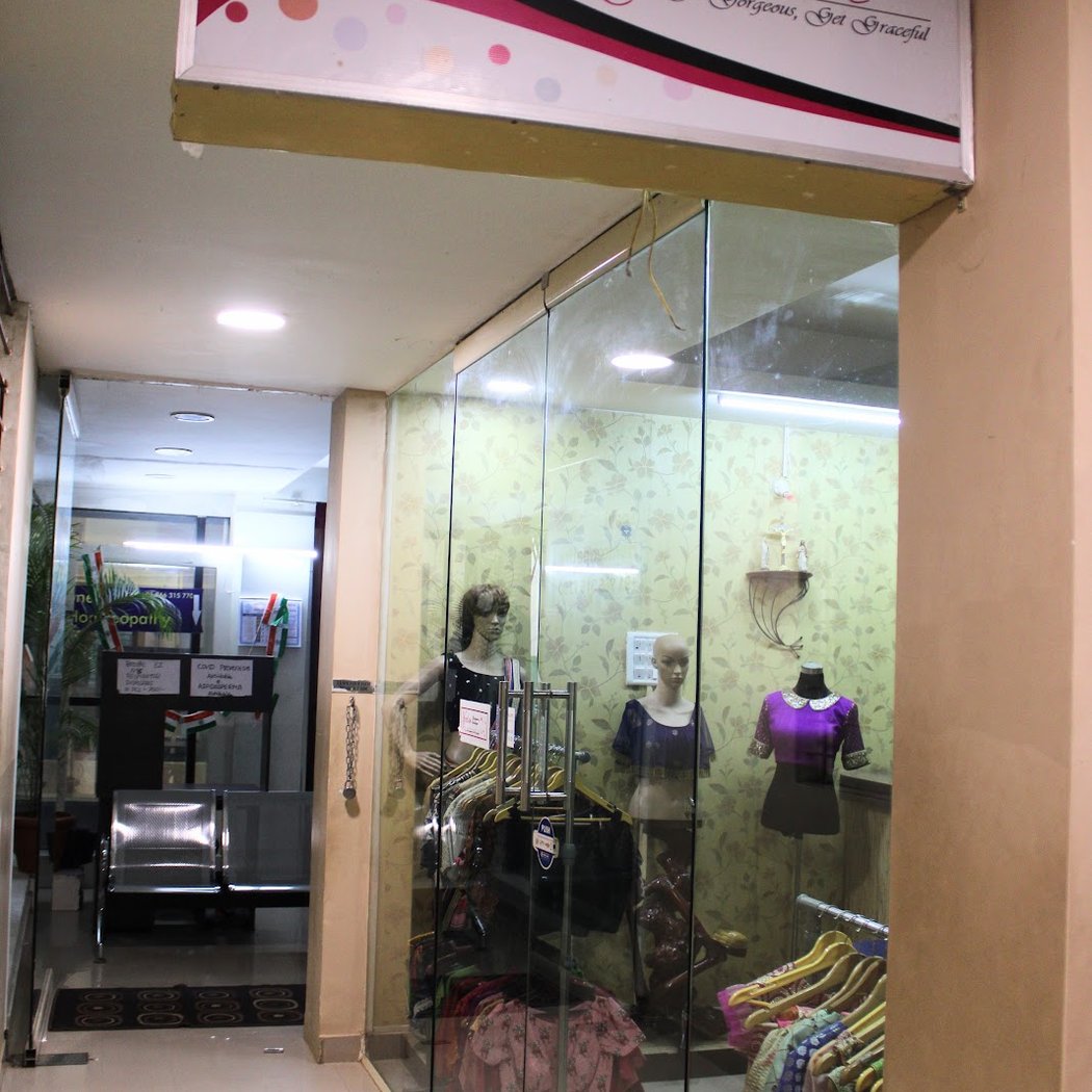 Keelia Designer Boutique 2