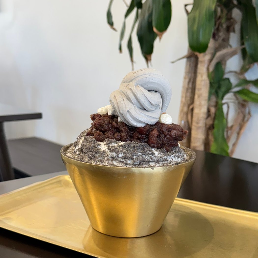 Cafe W & Bakery / Dessert 1