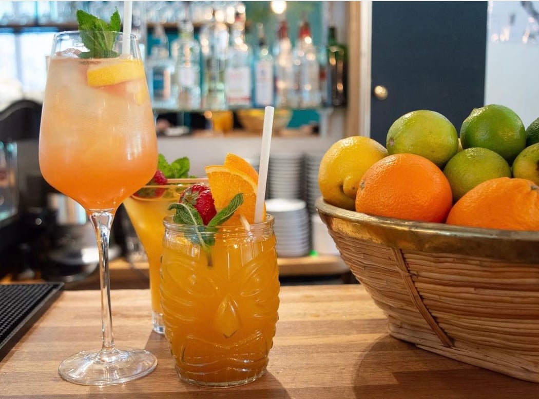 Happy Hour 1