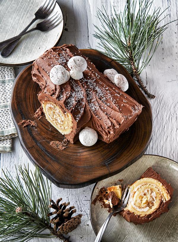 Buche de Noel (Yule Log) Christmas Baking Class 1