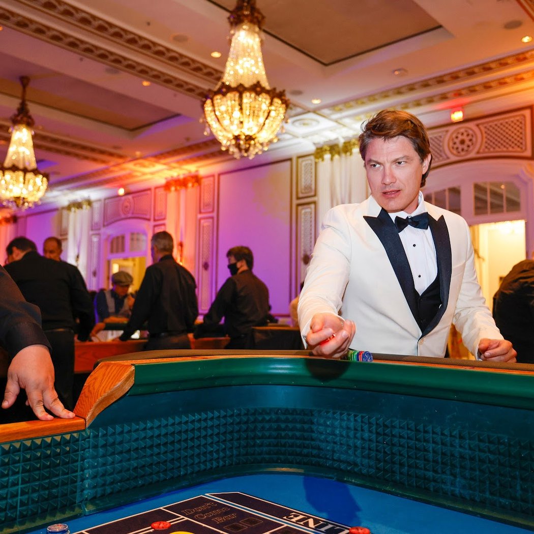 Aces Up Casino Parties 1