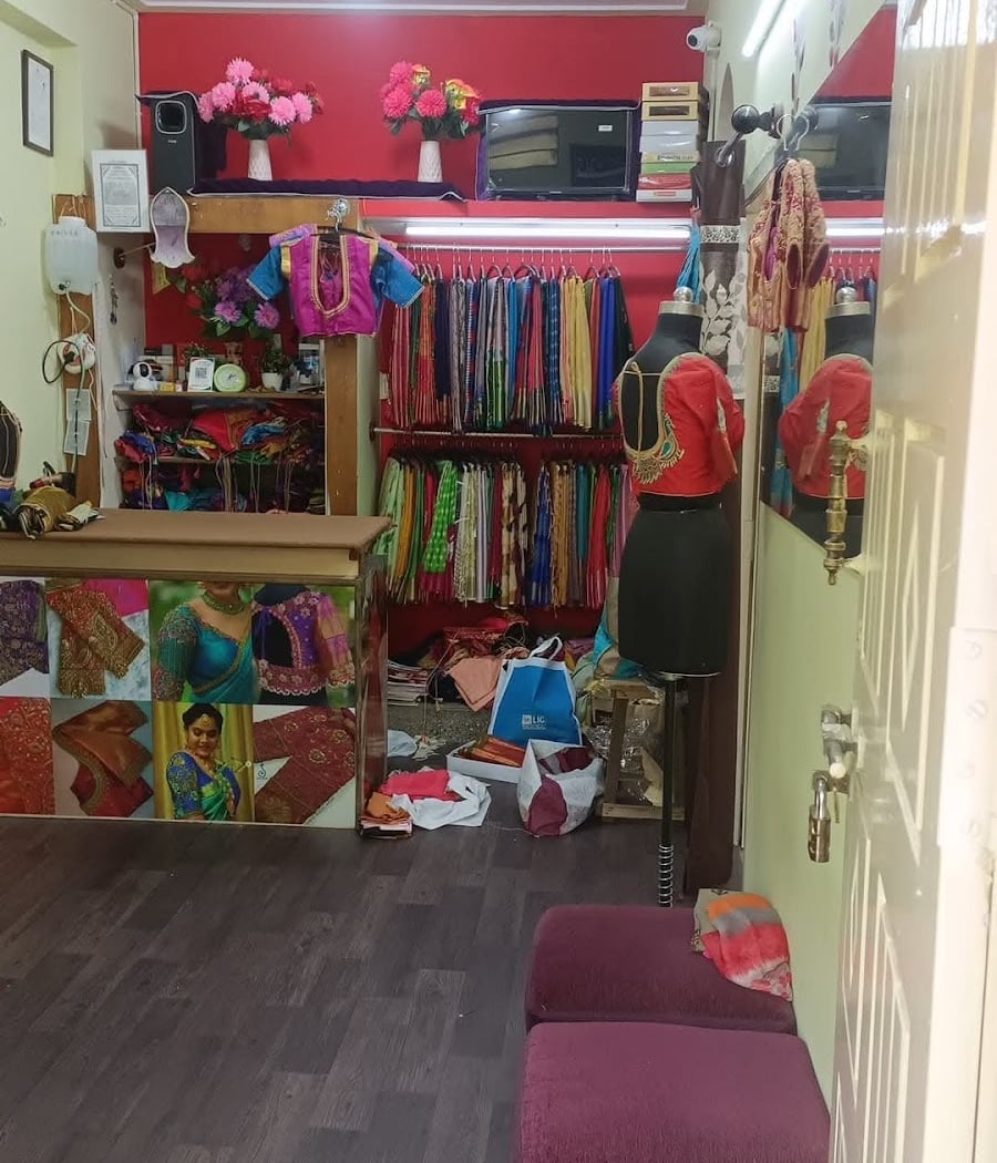 Latest Fashion Boutique (Specialist Bridal Blouse) 2