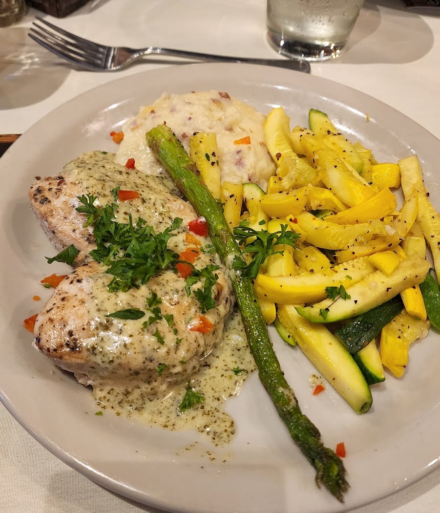 Texas Star Dinner Theater 3