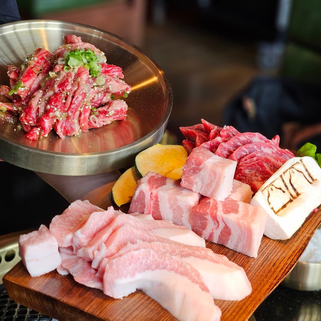 JINJEE (진지)