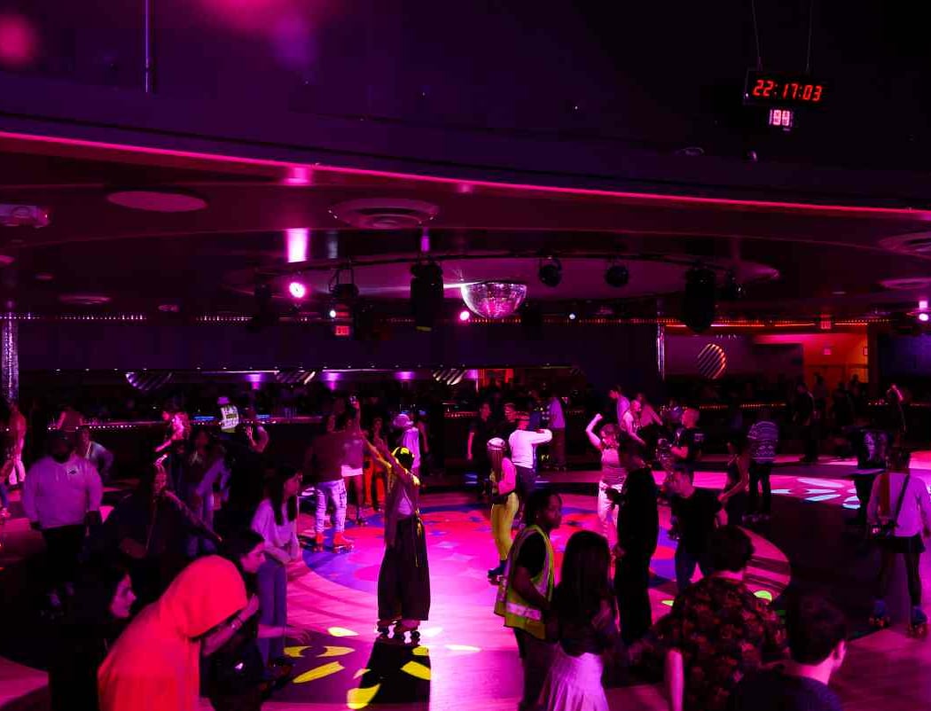 Rolling to Emerald City! Vinyl Nights Wicked Skate Night w/ Impala Skate 2