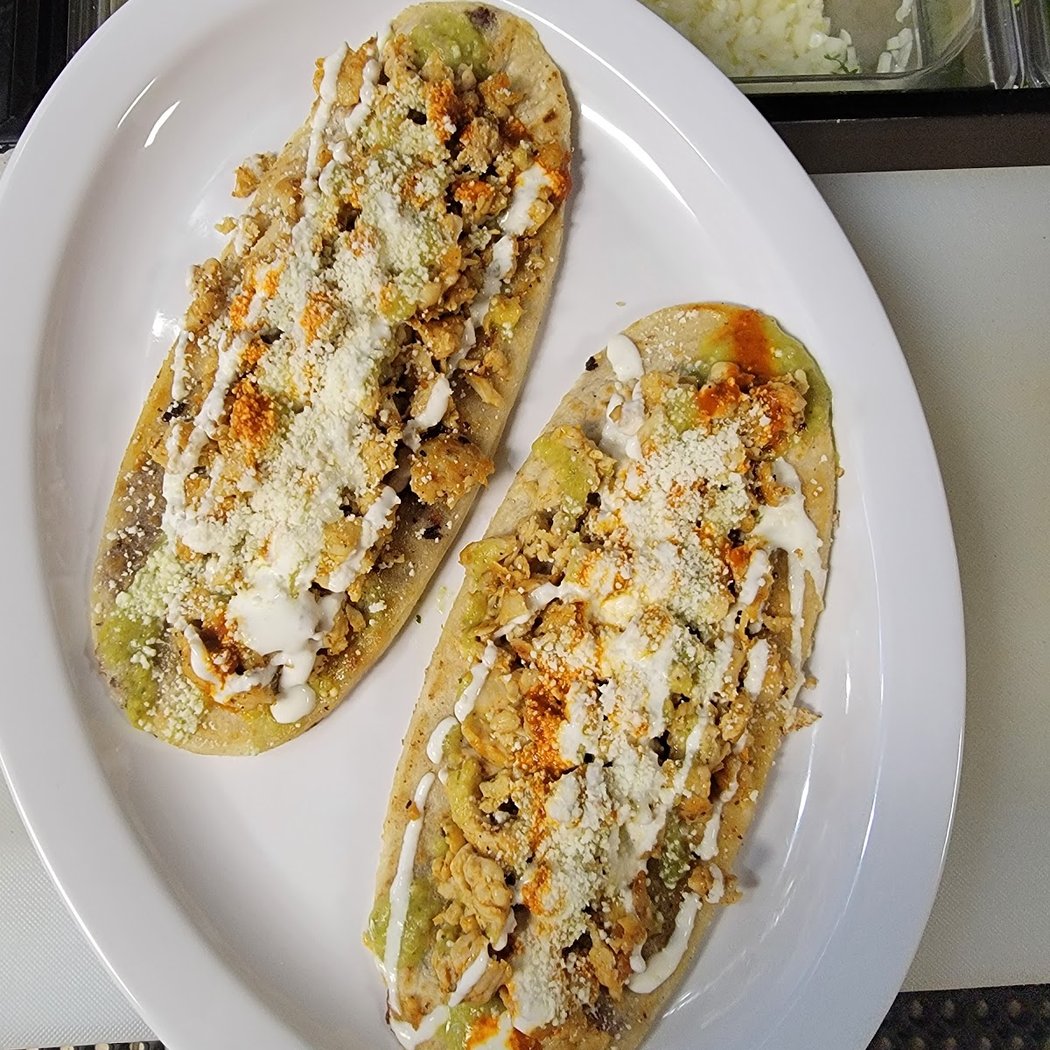 Tacos el Chicken Food Truck 3
