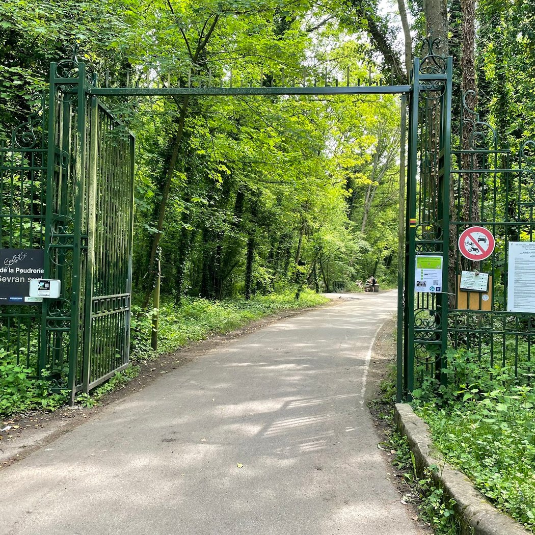 Entrée N°10 Porte de Sevran Sud _ Parc de la poudrerie de Sevran 1