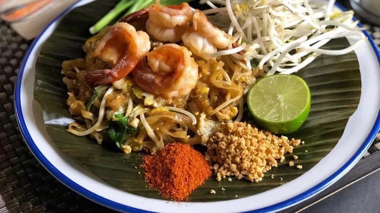 Saap Ver Damn Good! Thai street food 1
