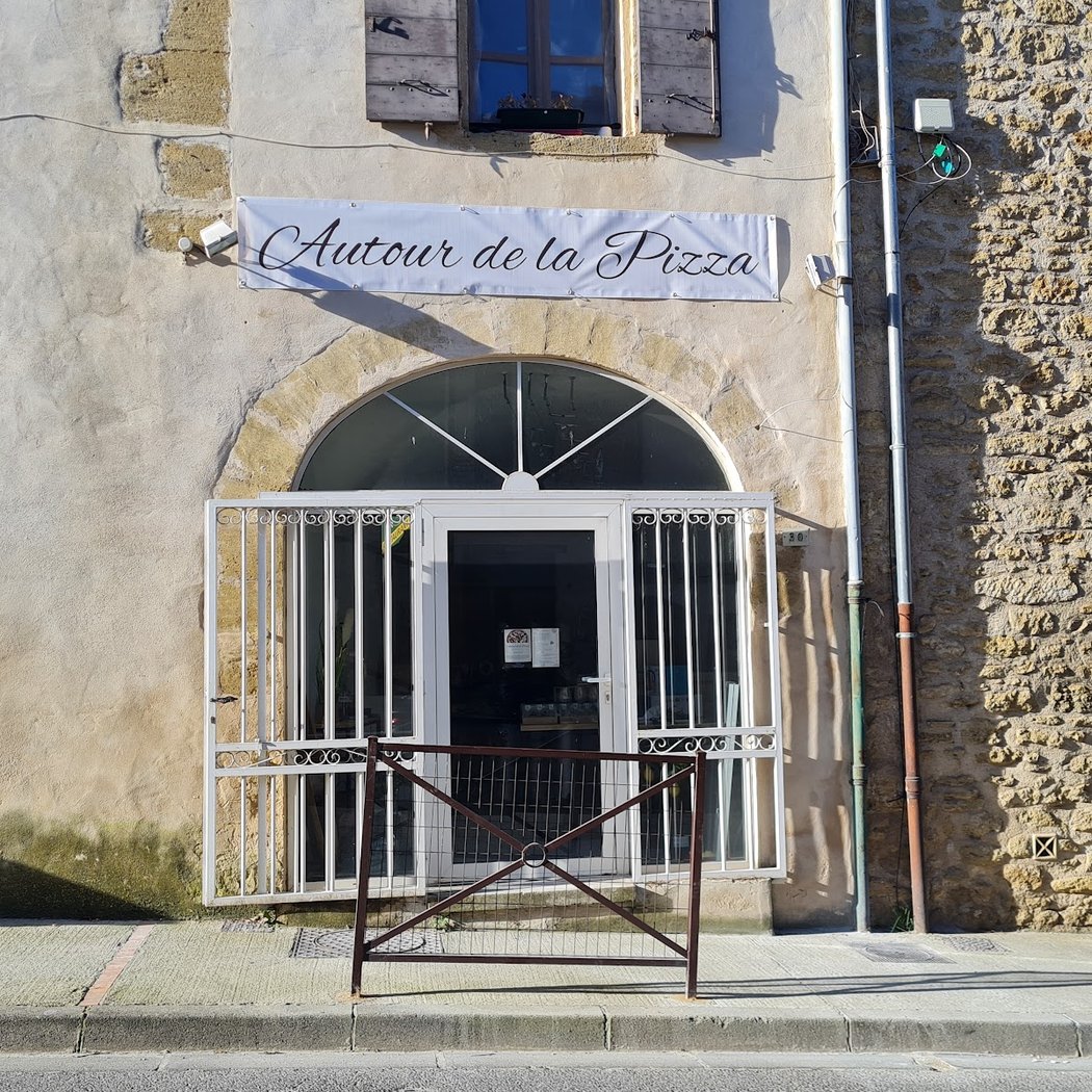 Autour d'une pizza a Lauris 2