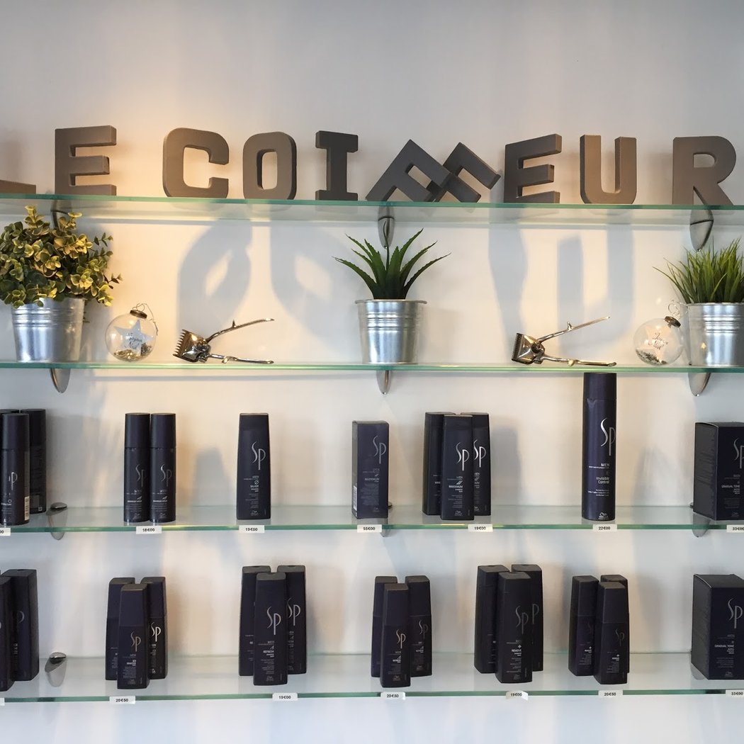 LE COIFFEUR Maître Artisan Barbier Coiffeur Hommes-Enfant 3