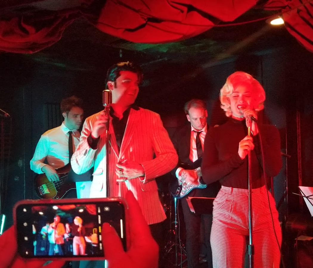 Continental Room 1