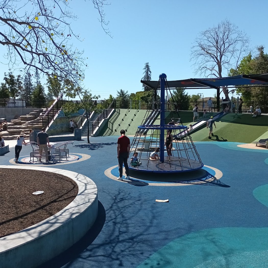 Redwood City Parks, Recreation & Community Services 1