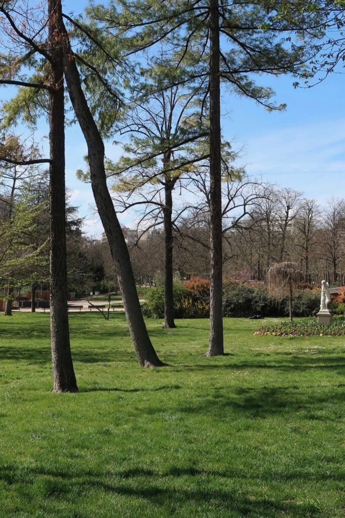 Square Lamartine 2