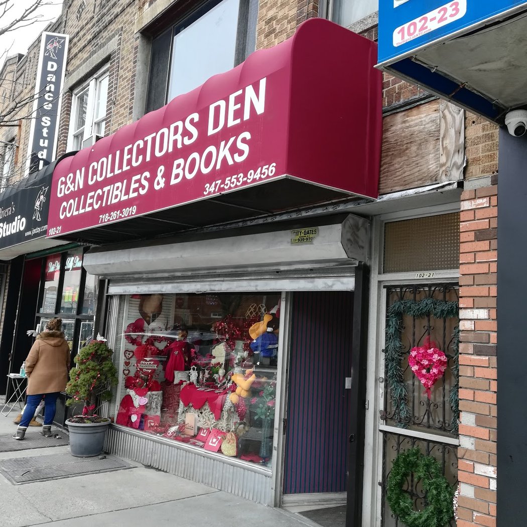 G & N Collectors Den 2