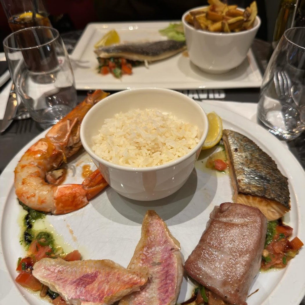 Le David Brasserie By Le Colombia 5