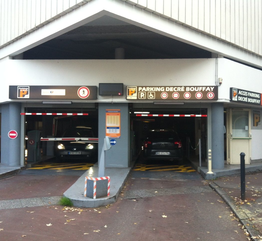 Parking Decré-Bouffay 1