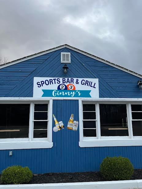 Ginny's Sports Bar & Grill 3