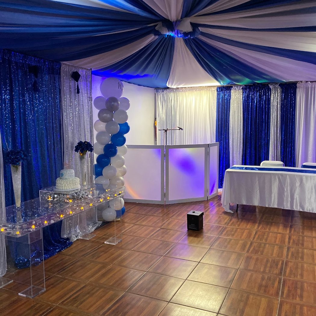 ROCKS PARTY HALL 1