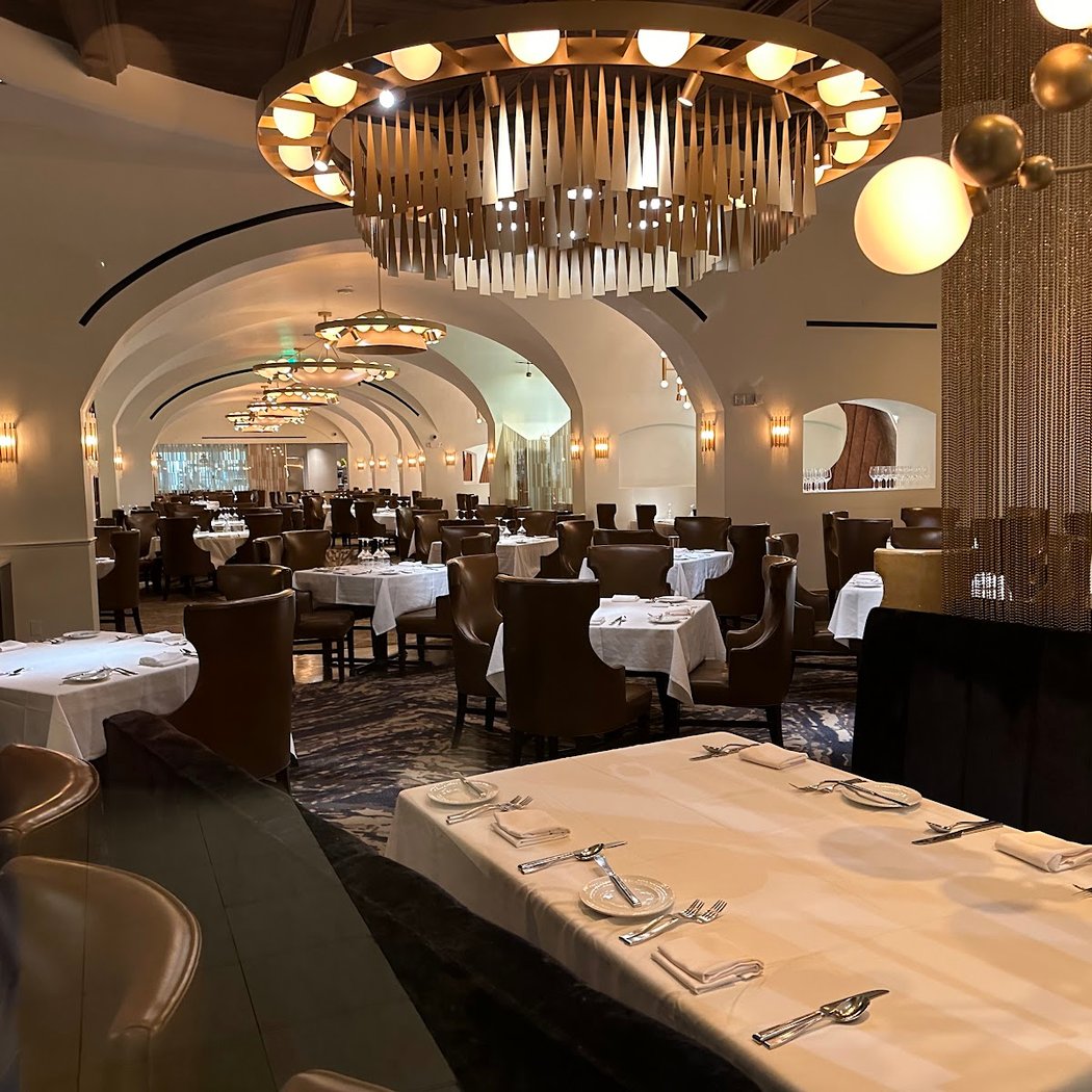 Delmonico Steakhouse 2