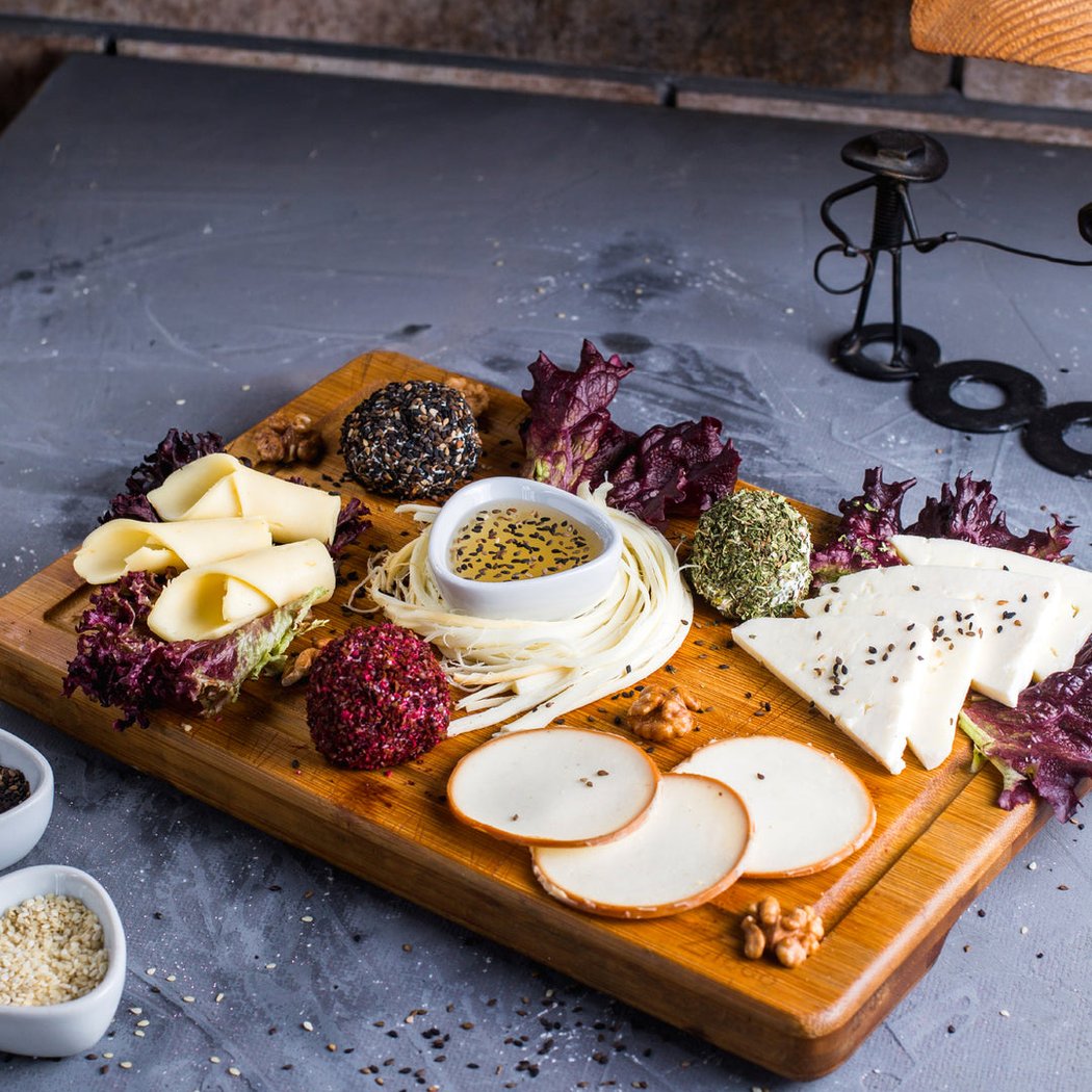 Cheese Grazing Table Experience 3