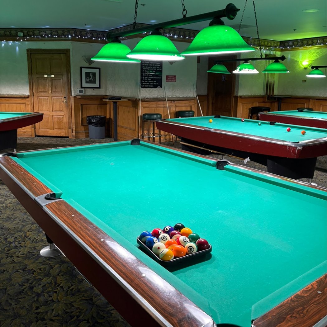 Crown Billiards 1