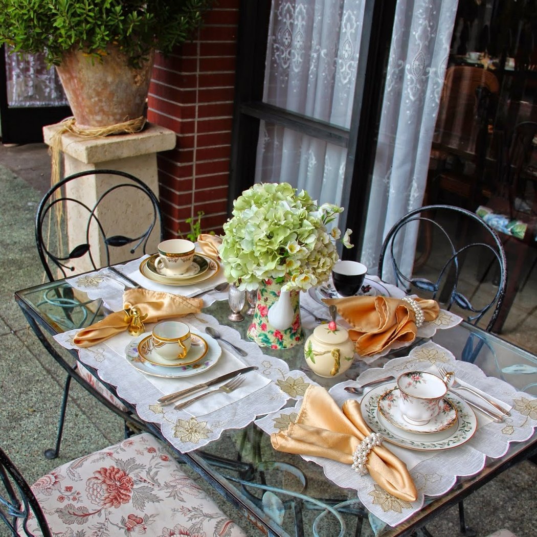 Tudor Rose English Tea Room 3
