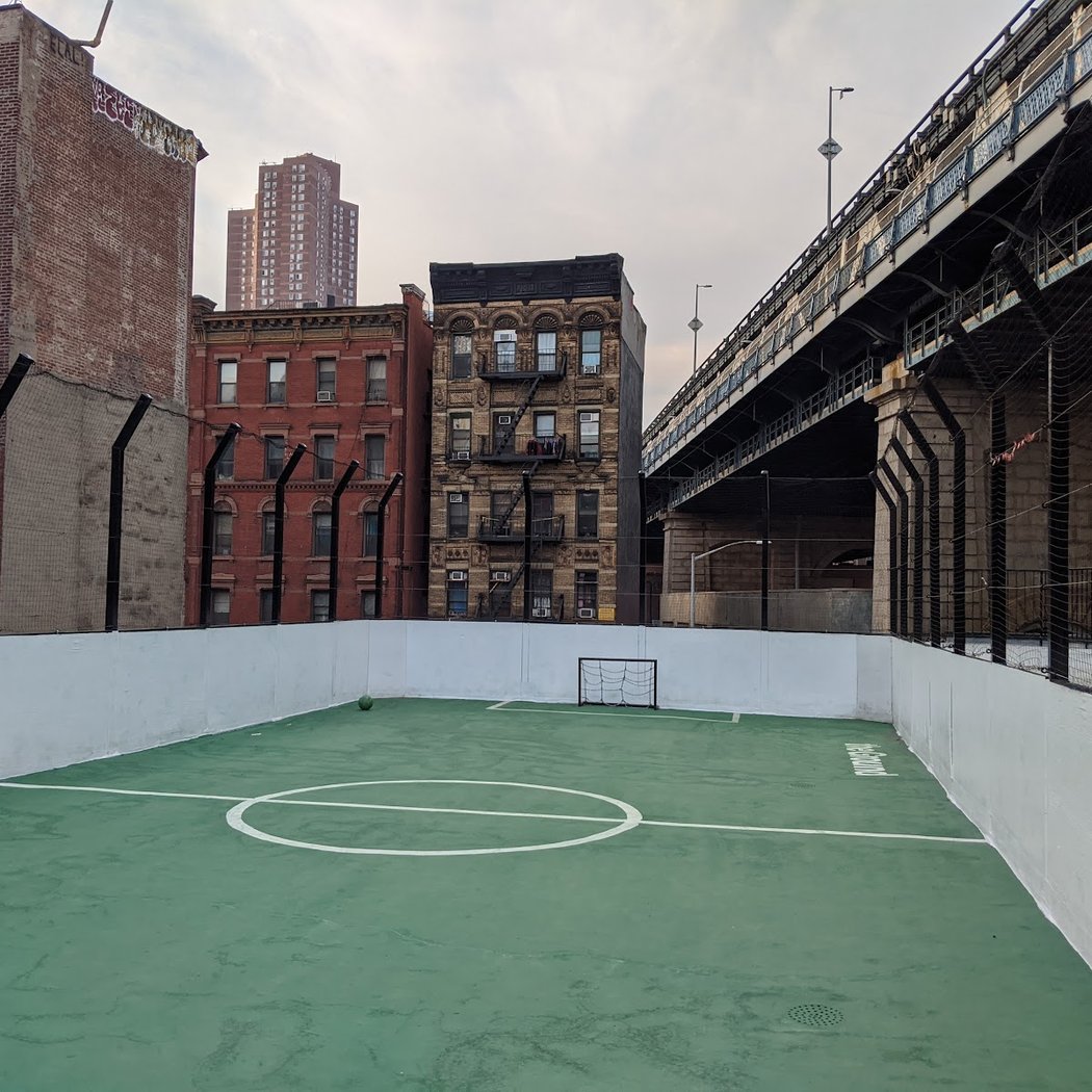 Footy with Friends 1
