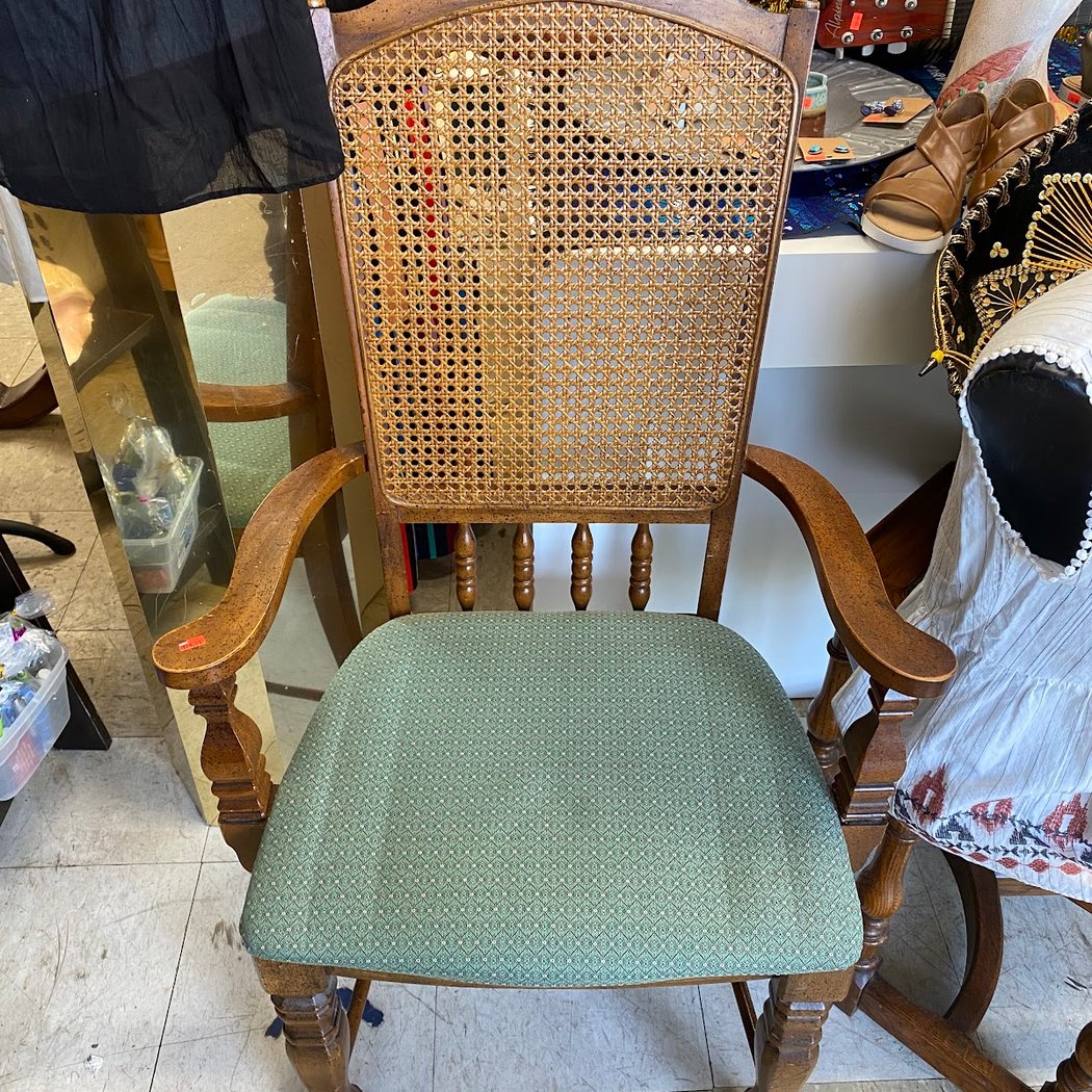 The Church Mouse Thrift Shop @ChurchMouseSonoma 3