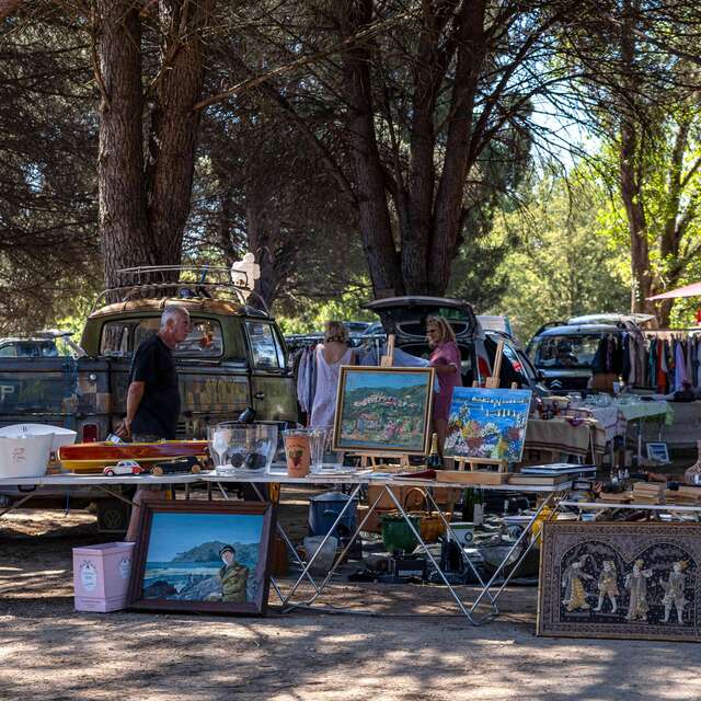 Brocante de Grimaud Mas de Bagatin 1