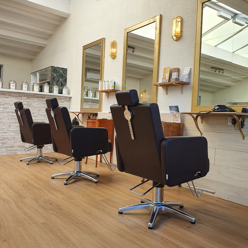 Au 19bis Côté Cour | Salon de coiffure Éco responsable et Unisexe | 3