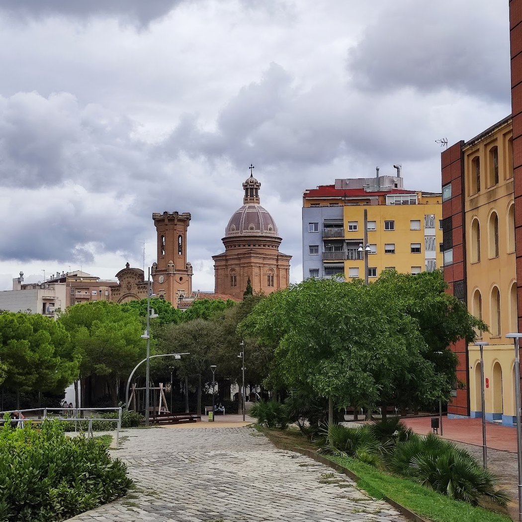 Plaça de Can Fabra 2
