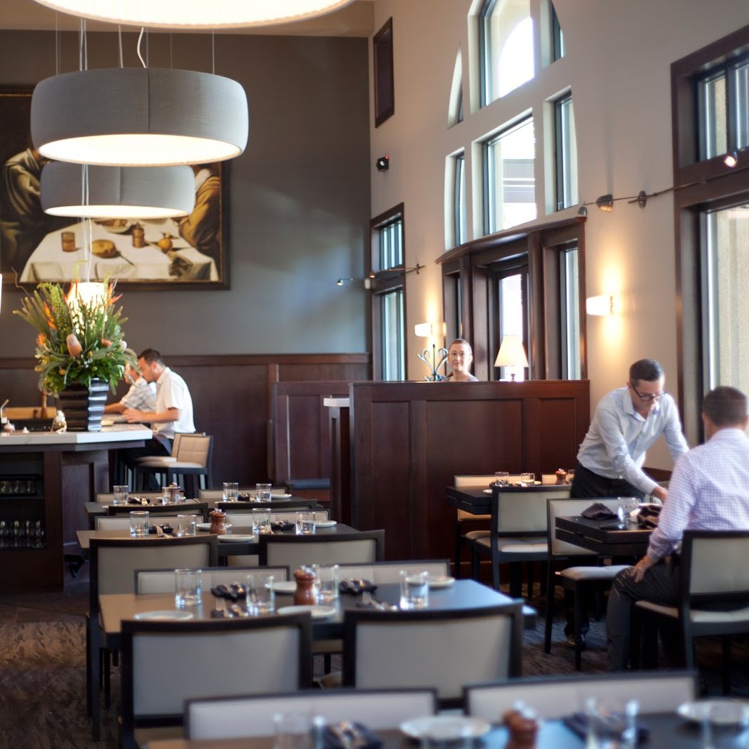 Esin Restaurant & Bar 2