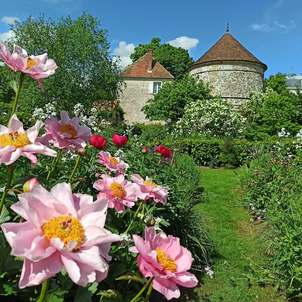 Country Gardens 1
