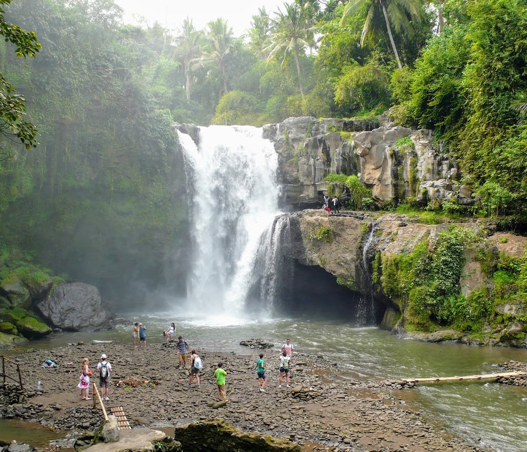 Tegenungan Waterfall 2