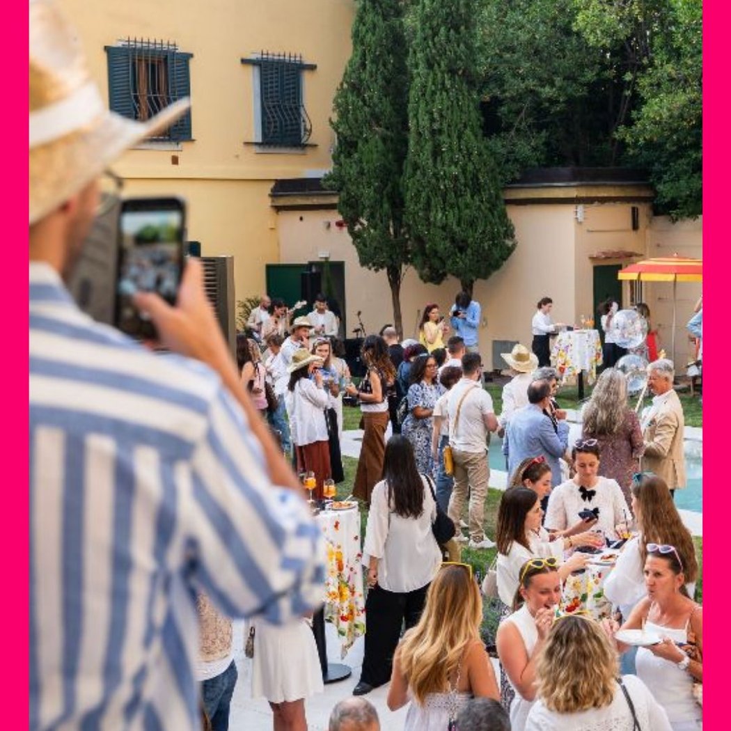 L Estate Sta Finendo ma non ancora! (End of Summer Pool Party)