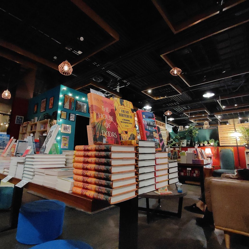 Book Launch | Honey in the Wound by Jiyoung Han 1