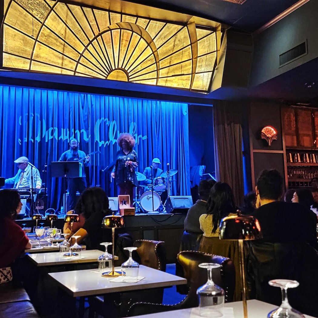Jinx Jones' Americana Jazz Trio 1
