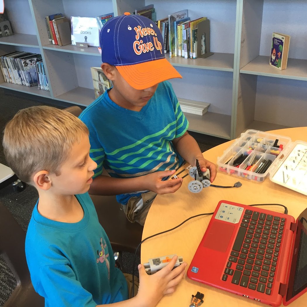 Bricks 4 Kidz Bayarea 1