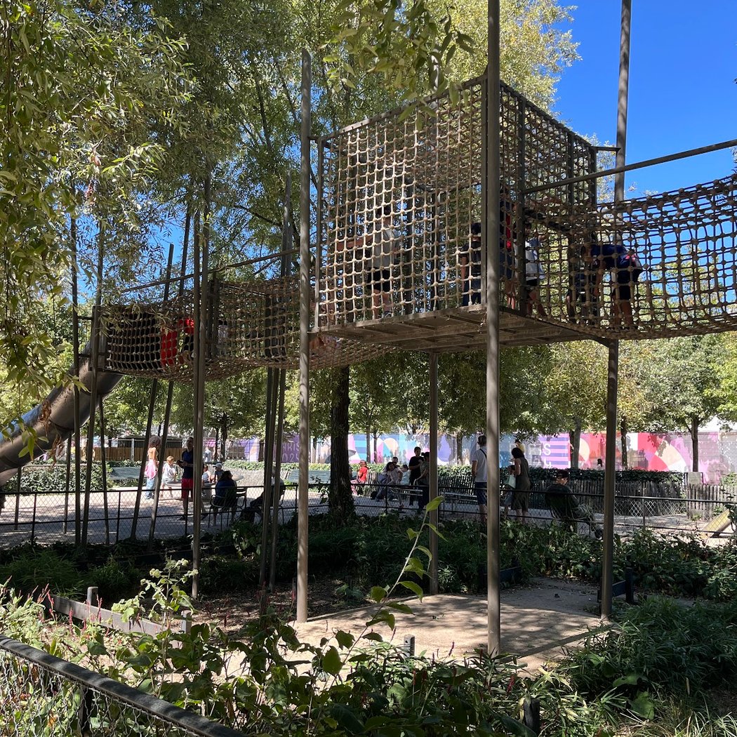 Aire de jeux pour enfants des Tuileries 2