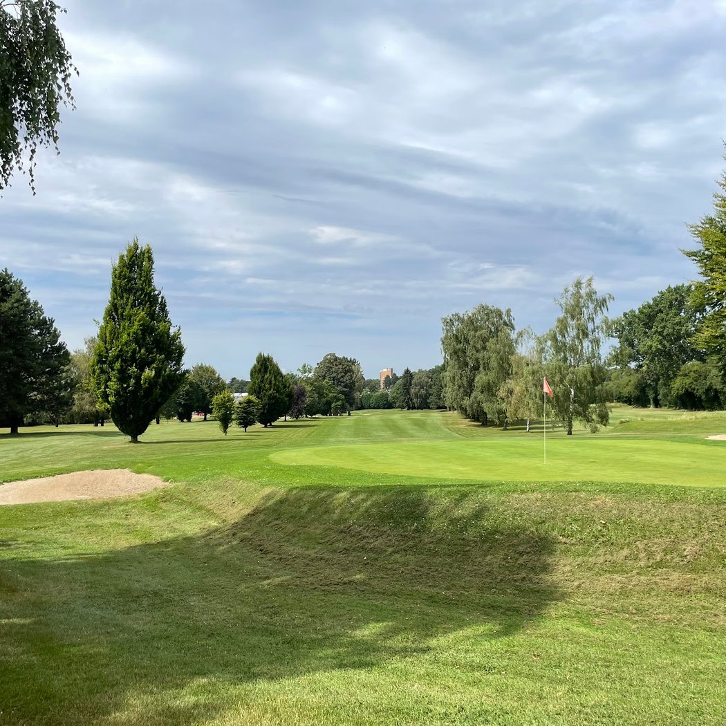 Golf Club Valenciennes 1