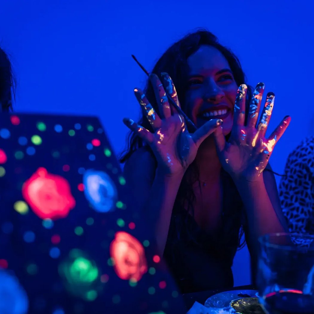 21+ Blacklight Puff & Paint 3