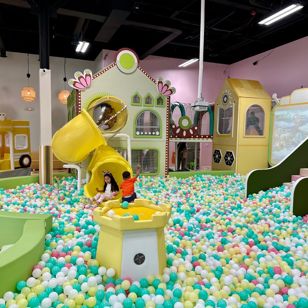 Nana's Wonderland Massapequa 1