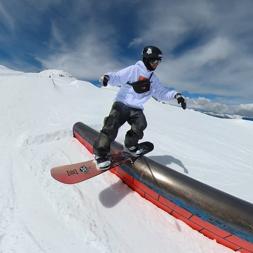 Nomad Snowboard School 2