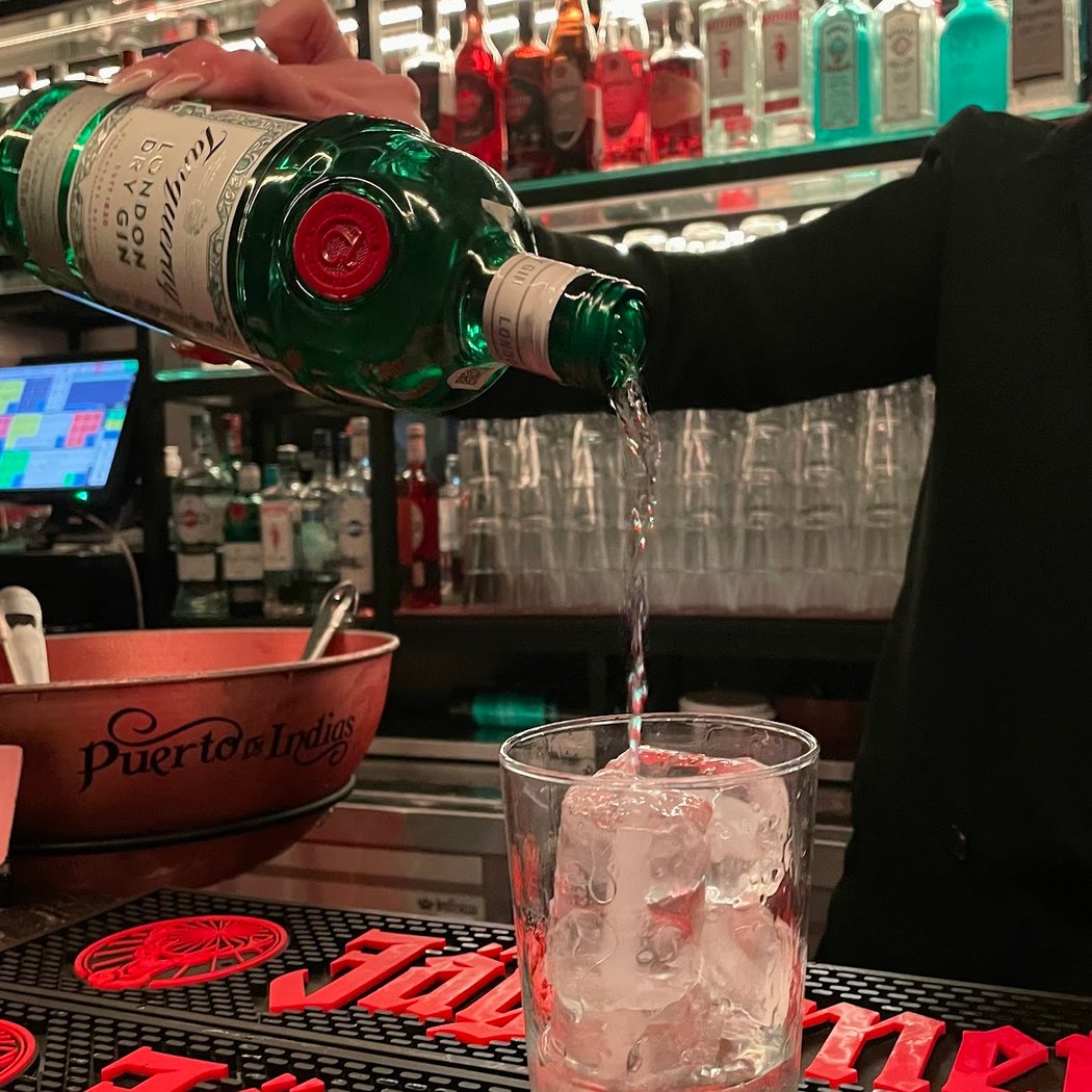 Carambolo Lounge Bar 1