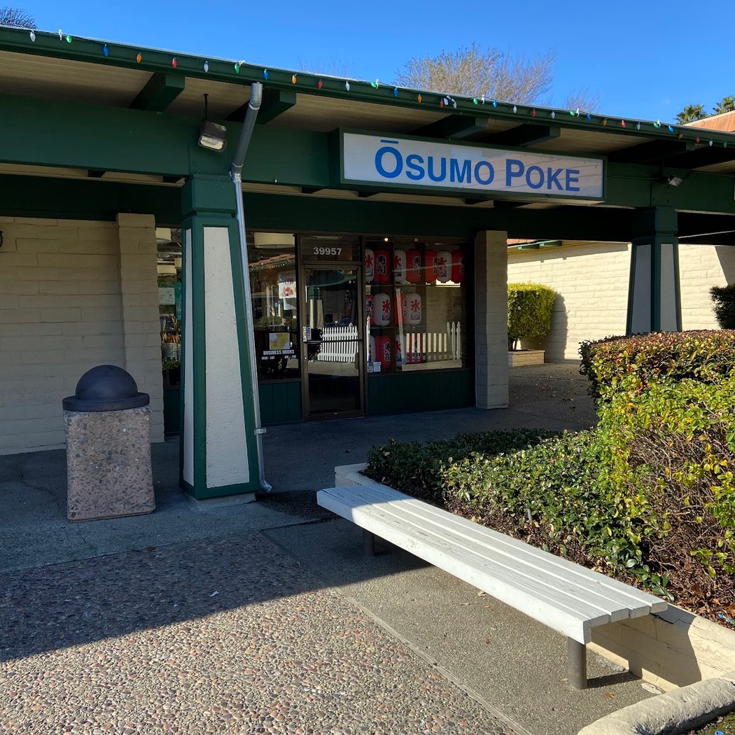Osumo Poke & Tap Room 2